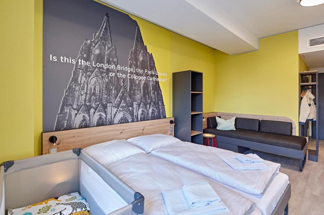 Meininger Hotel Koeln West Ngoại thất bức ảnh