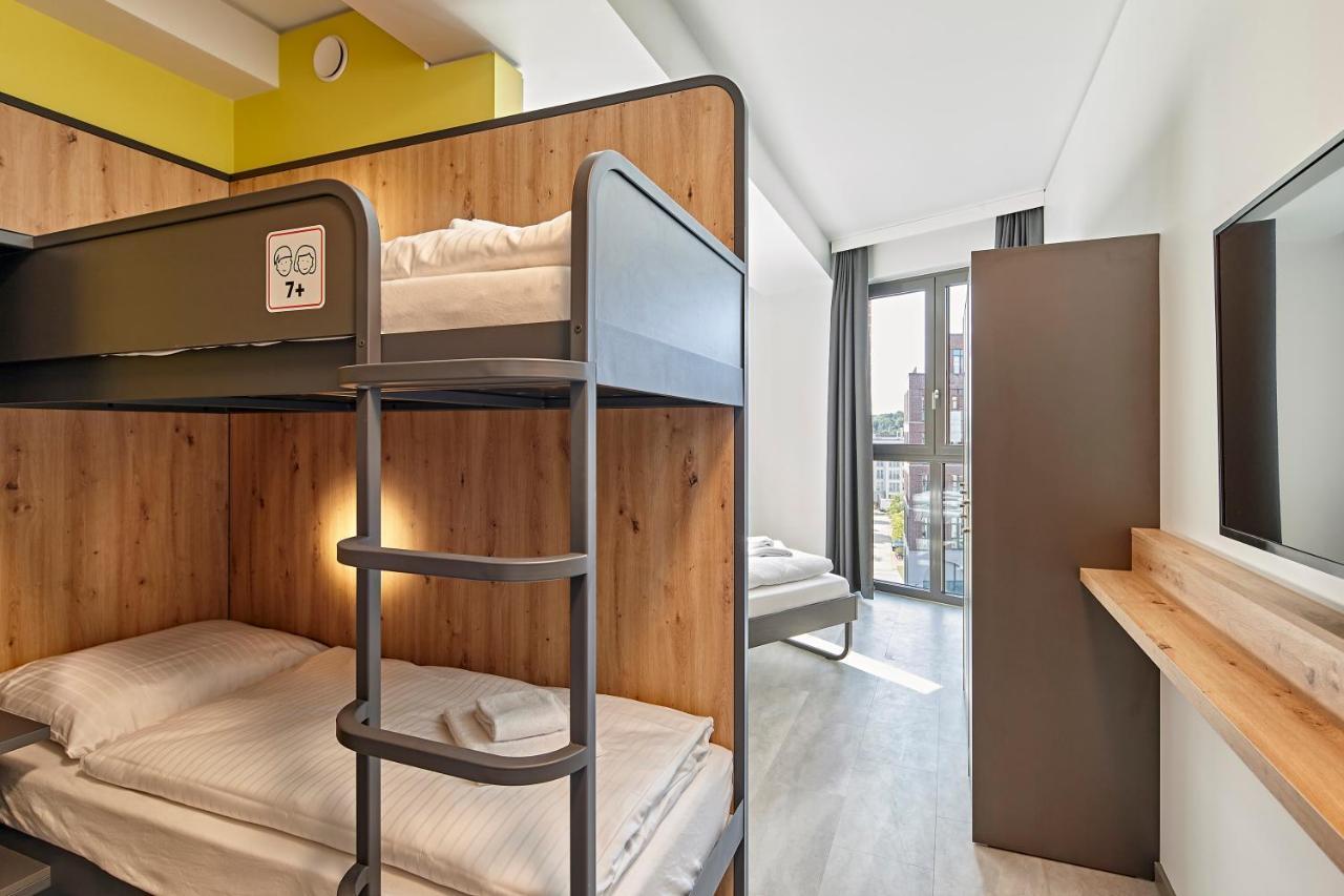 Meininger Hotel Koeln West Ngoại thất bức ảnh