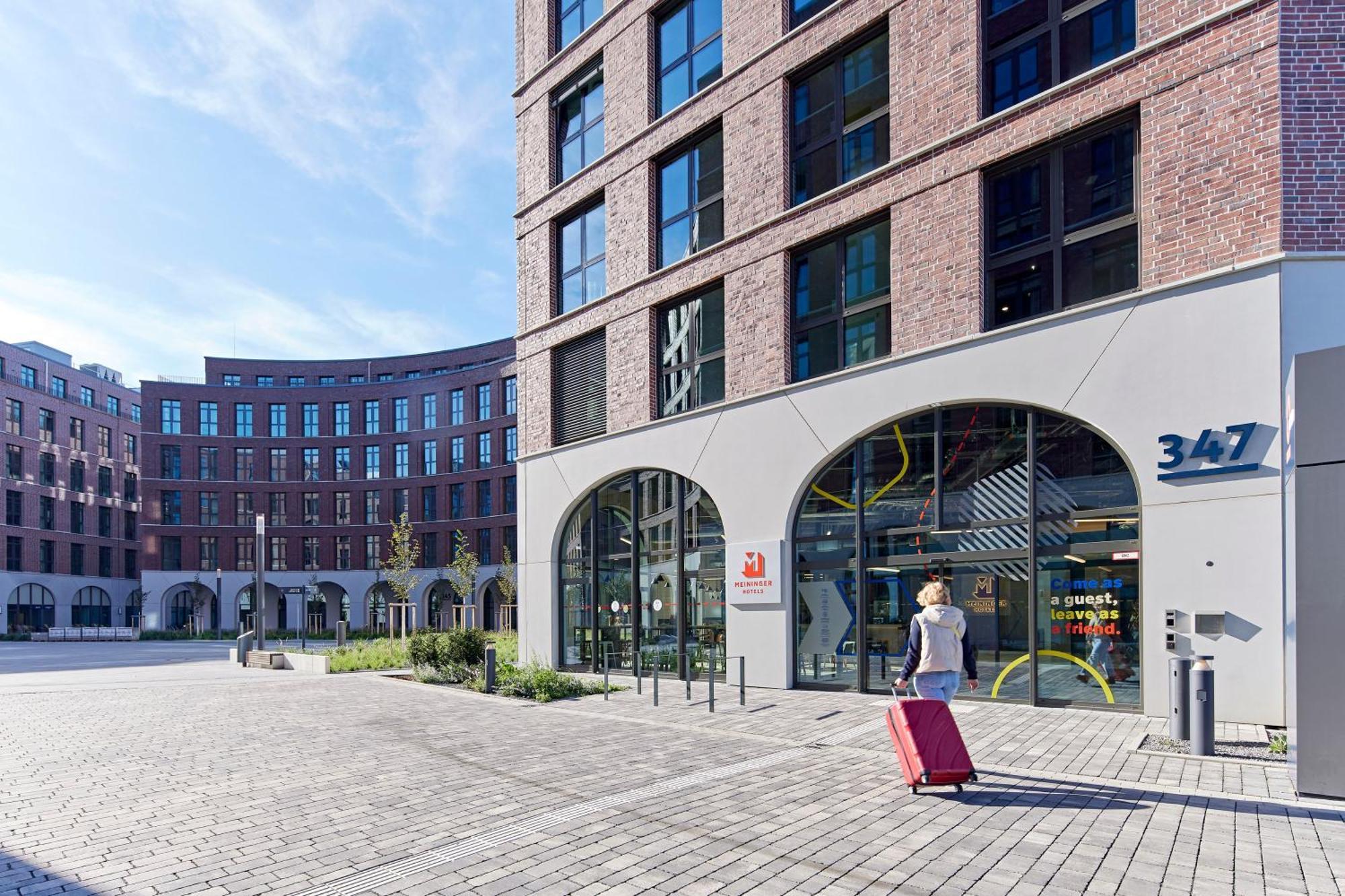 Meininger Hotel Koeln West Ngoại thất bức ảnh